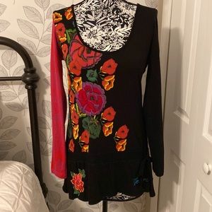 Women’s Desigual top
